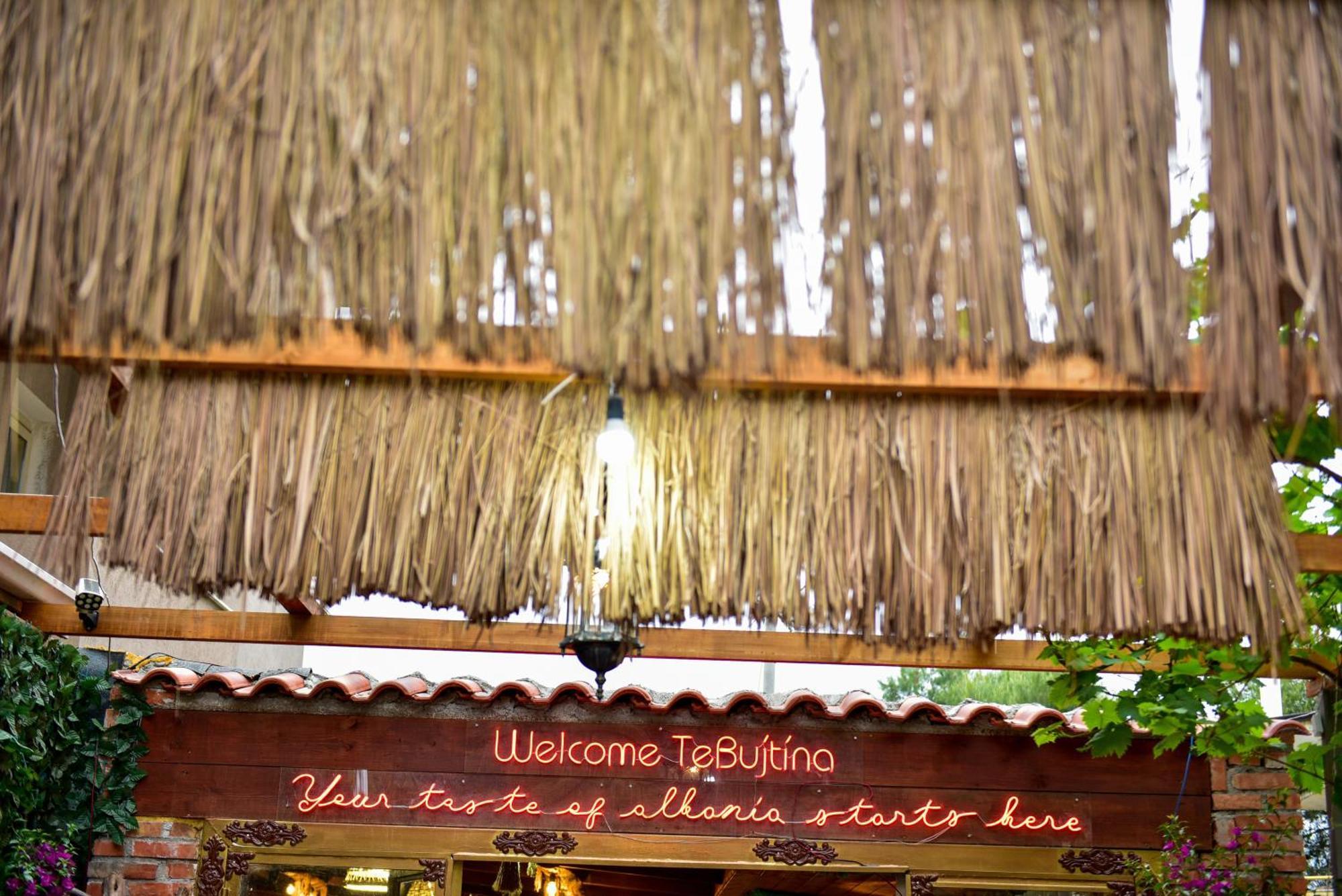Te Bujtina Hotel- Cozy Stay With Traditional Breakfast Near Beach Golem  Exterior photo